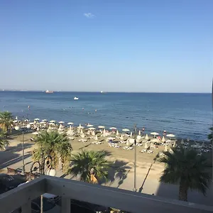https://apartment-mary.larnacahotels.org